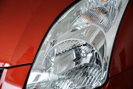 2014款铃木雨燕1.3L手动标准型