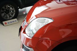 2014款铃木雨燕1.3L手动标准型