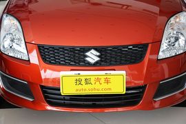 2014款铃木雨燕1.3L手动标准型
