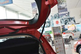 2014款铃木锋驭1.6L