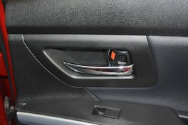 2014款铃木锋驭1.6L