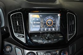 2015款奇瑞瑞虎5