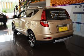 2015款吉利GX7运动版2.0L自动尊享型