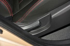 2015款吉利GX7运动版2.0L自动尊享型