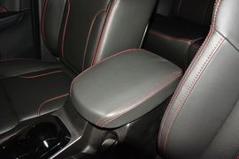 2015款吉利GX7运动版2.0L自动尊享型