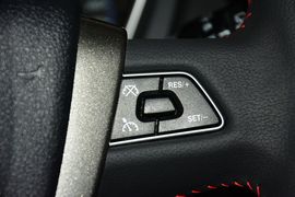2015款吉利GX7运动版2.0L自动尊享型