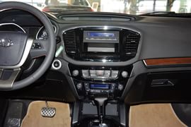 2015款吉利GX7运动版2.0L自动尊享型