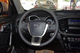 2015款吉利GX7运动版2.0L自动尊享型