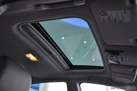 2010款斯巴鲁力狮2.0豪华型
