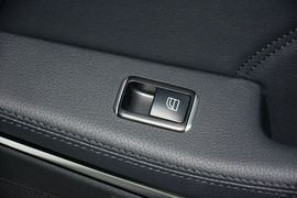 2015款奔驰E180L
