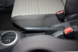 2014款铃木雨燕1.5L自动时尚型