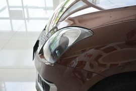 2014款铃木雨燕1.5L自动时尚型