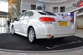 2010款斯巴鲁力狮2.0豪华型