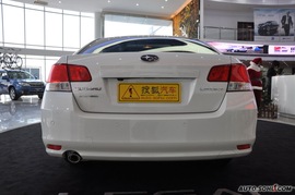 2010款斯巴鲁力狮2.0豪华型