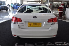 2010款斯巴鲁力狮2.0豪华型