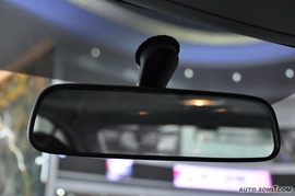 2010款斯巴鲁力狮2.0豪华型