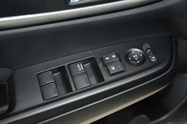 2015款本田凌派1.8L自动超配限量版