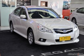 2010款斯巴鲁力狮2.0豪华型