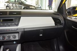2015款斯柯达晶锐1.6L自动运动版