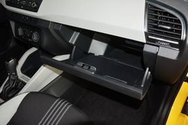 2015款斯柯达晶锐1.6L自动运动版