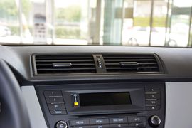 2015款斯柯达晶锐1.6L自动运动版