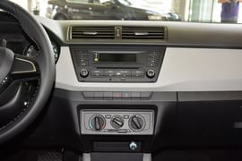 2015款斯柯达晶锐1.6L自动运动版