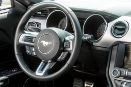 2015款福特Mustang