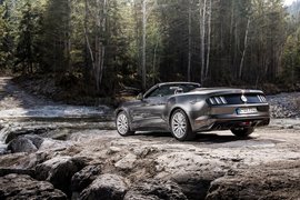 2015款福特Mustang