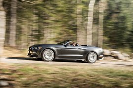 2015款福特Mustang