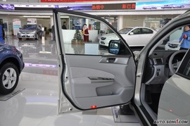 2009款斯巴鲁森林人2.0自动豪华型
