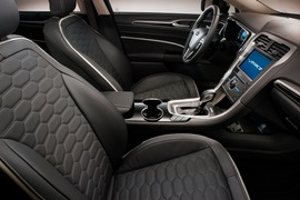 2016款福特蒙迪欧Vignale