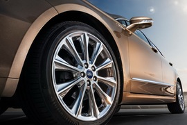 2016款福特蒙迪欧Vignale