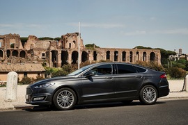 2016款福特蒙迪欧Vignale
