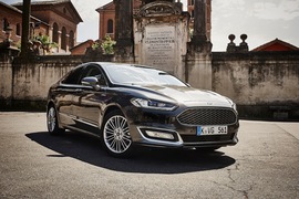 2016款福特蒙迪欧Vignale