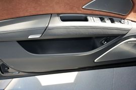 2014款奥迪A8L