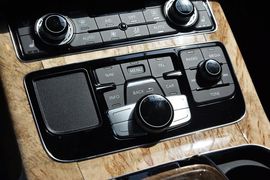 2014款奥迪A8L