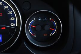 2015款吉利英伦C5三厢