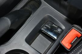 2014款Jeep指南者2.4L四驱舒适版