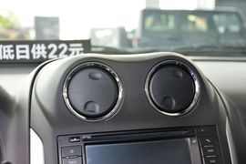 2014款Jeep指南者2.4L四驱舒适版