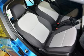 2015款斯柯达晶锐1.4L手动前行版