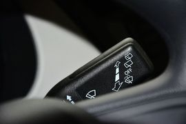 2015款斯柯达晶锐1.4L手动前行版