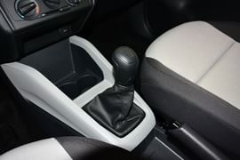 2015款斯柯达晶锐1.4L手动前行版