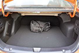 2015款海马第四代福美来1.6L自动风尚型到店实拍