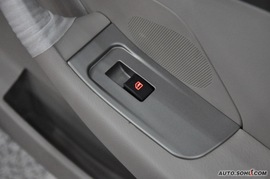 2010款奇瑞A3三厢1.6L手动豪华型