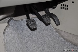 2010款奇瑞A3三厢1.6L手动豪华型