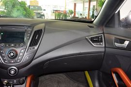 2015款现代Veloster飞思