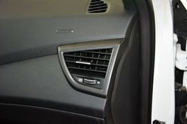 2015款现代Veloster飞思
