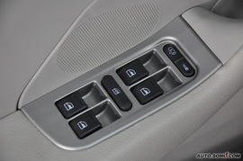 2010款奇瑞A3三厢1.6L手动豪华型