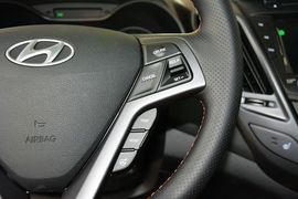 2015款现代Veloster飞思