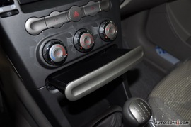 2010款奇瑞A3三厢1.6L手动豪华型